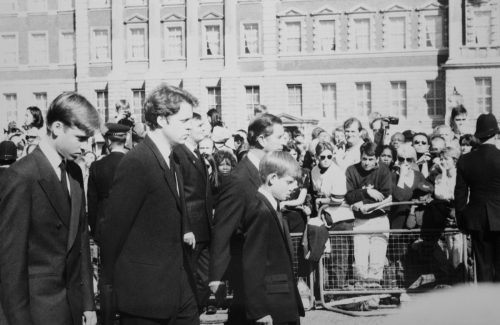 young prince harry at his mother diana's funeral, prince harry father