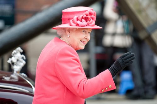 queen elizabeth II in a pink suit