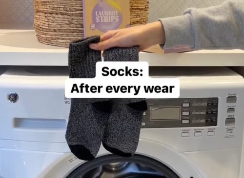 Washing socks