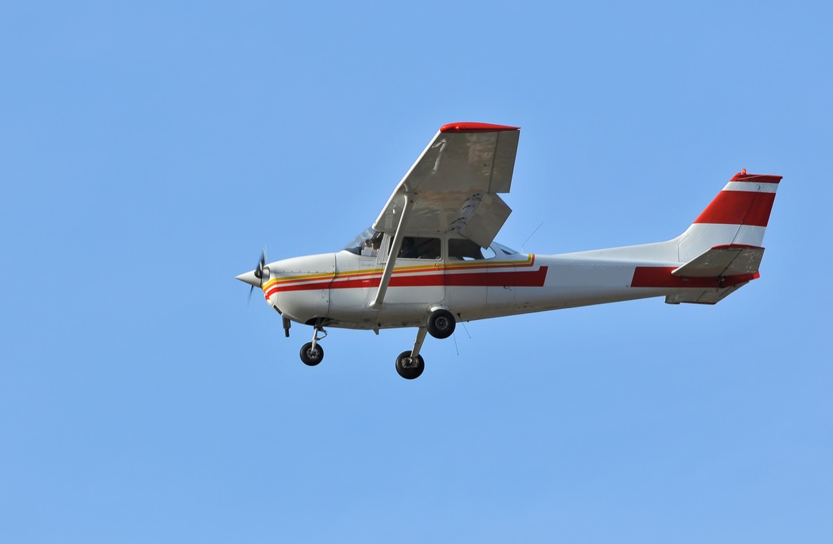 Video Shows Plane Crash Landing After Running out of Fuel