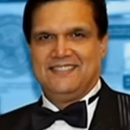 Man Behind US Navy’s Biggest Corruption Scandal Flees in U-Haul, Cuts Ankle Tag