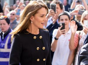 The Real Reason Why Kate Middleton’s “Controversial” Dress Was “a Little Irresponsible,”  According to Experts