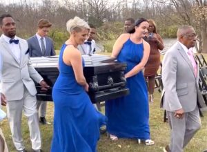 Groom Arrived at His Wedding in a Coffin Carried by the Bridesmaids and Internet is Fuming. “Disrespectful!”