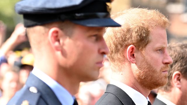 The Coffin Carrying Queen Elizabeth II Is Transferred From Buckingham Palace To The Palace Of Westminster