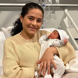 Flight Passenger Who “Had No Idea She Was Pregnant” Gives Birth in Mid-Flight