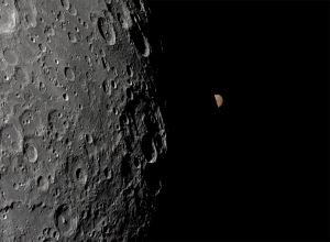 How to Watch the Moon Photobombing Mars on On December 7: “A Rare and Wonderful Astronomical Event”