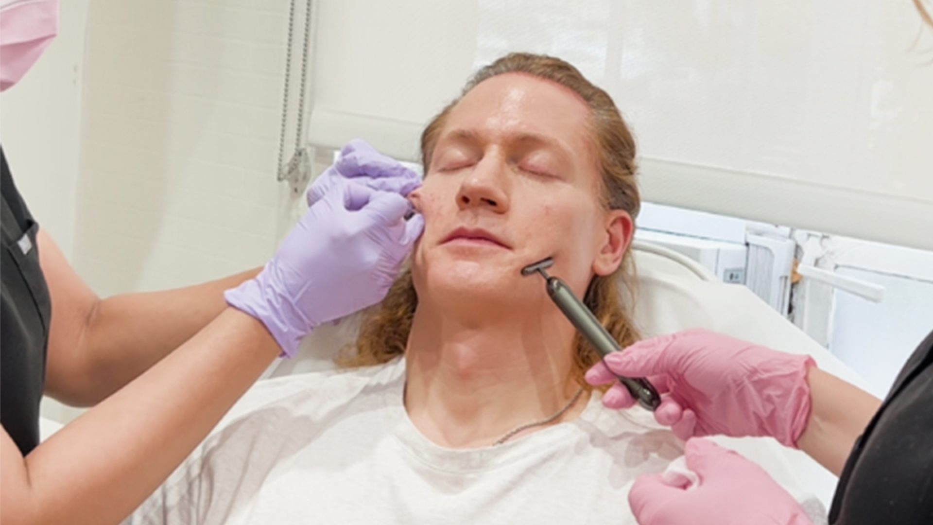 millionaire-is-trying-to-reverse-age-by-using-blood-infusions