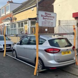 Man Builds Scaffolding Around Car That Blocked His Gate to Teach Driver a Lesson