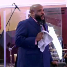 Hero Pastor Stops 4 Masked Men From Robbery