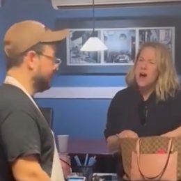 Woman Scolded Pizzeria Owner for Spanish TV
