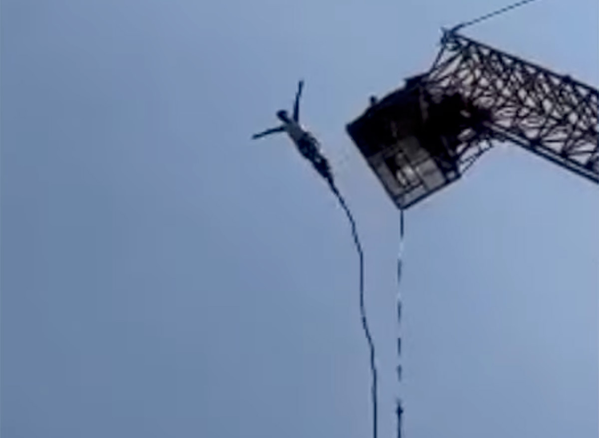 Bungee Jump Horror Man Cheats Death After Rope Snaps