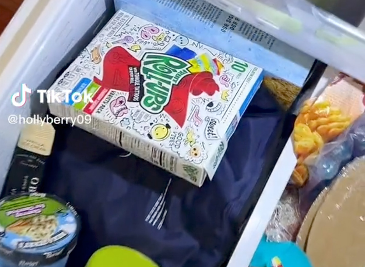 Don't Eat Plastic Warning After Freezing Fruit RollUps Goes Viral