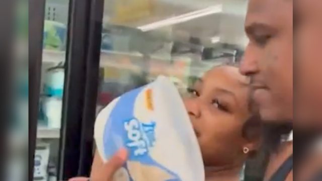 Tequan_Hines_and_Asia_lick_ice_cream1