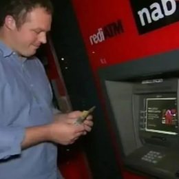 Man Accidentally Finds an ATM Glitch