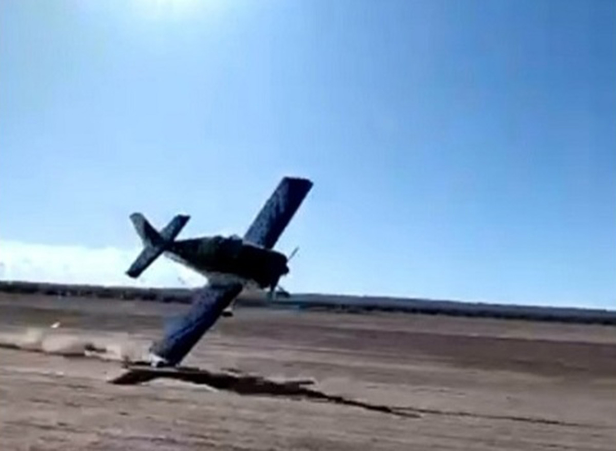 Pilot Pulls Off Miraculous Save After Hitting Ground During Stunt — Newsful