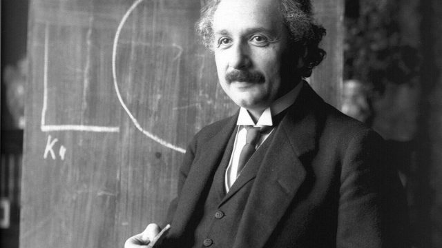 Albert_Einstein_1921