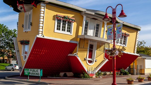 Upside,Down House