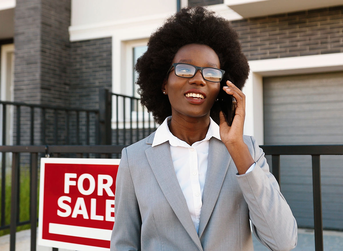 11 Secrets Real Estate Agents Don't Want You to Know