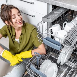 10 Things You Didn't Know You Could Put in Your Dishwasher