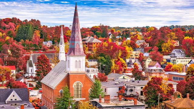 Montpelier,,Vermont,,Usa,Town,Skyline,In,Autumn.