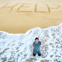Man Survives 3 Days on Desert Island