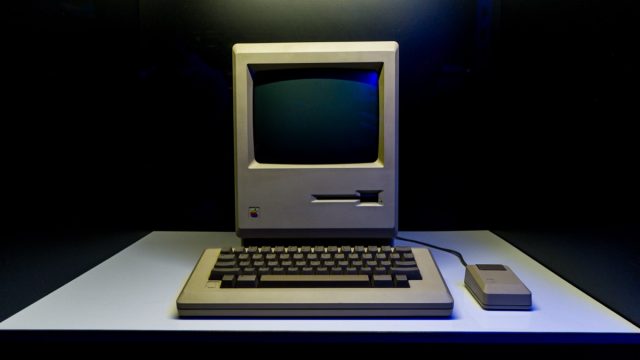 Istanbul,,Turkey, ,February,2016:,Old,Original,Apple,Mac,Computer